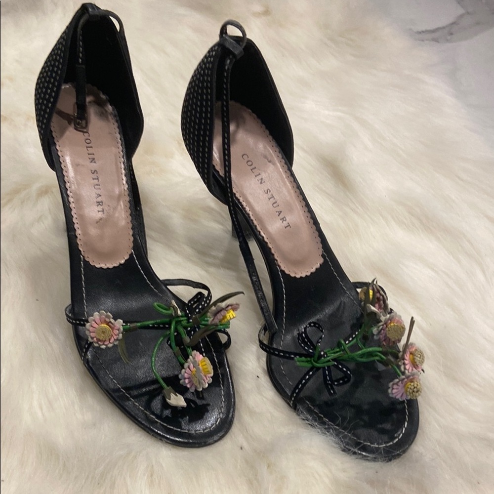Colin Stuart Black and Green Heels Classic Design
